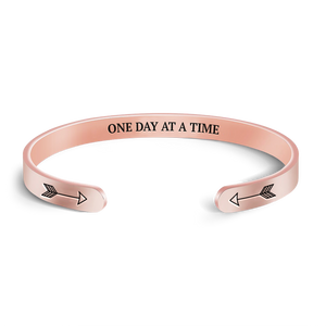 One day at a time bracelet with rose gold plating